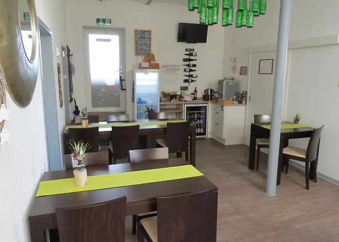 Värdshus Gaestehaus Steinmuehle Osthofen